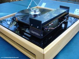 02 Goldmund Studio + T3 Tonearm
