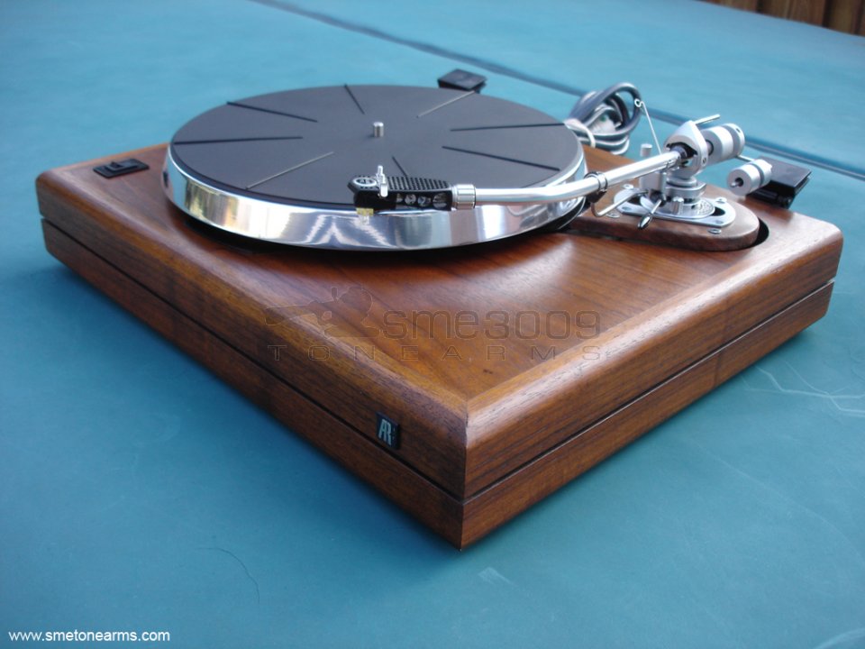 (image for) AR "The Table" + Early SME 3009 TEXT_CLOSE_WINDOW