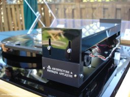 02 Goldmund Studio + T3 Tonearm
